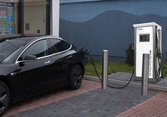 สถานีชาร์จรถไฟฟ้าพาณิชย์ขนาด 150kW DC EV Charger Pile CCS2 Type2 Ocpp16