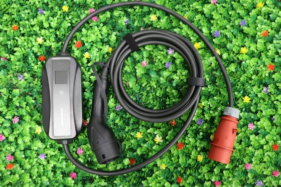 สถานีชาร์จรถยนต์ 220v Ev ชาร์จ 380V 3.5KW 7 KW 11KW การชาร์จ On-The-Go
