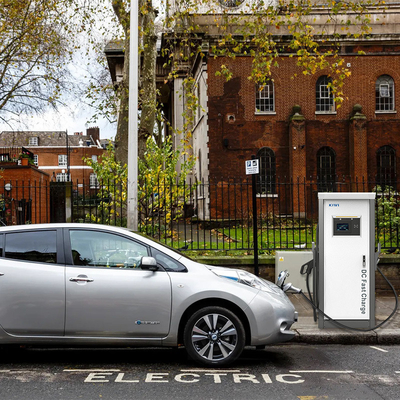 ชาร์จไฟฟ้าแบบบ้านแบบตรงกับพื้น 60KW 1000V 3 Pin CCS2 ใช้กับ BYD Han EV Qin Song