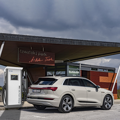GBT/CCS2/CHADEMO สถานที่พลังงานชาร์จรถไฟฟ้า ระดับ 3 DC ชาร์จเร็ว