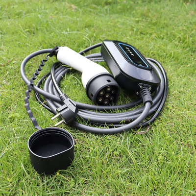 Tesla Model 2 3.5kw Ev Charger ระดับ 1 ติดในชาร์จ Output Current 16A พกพาสําหรับโรงแรม