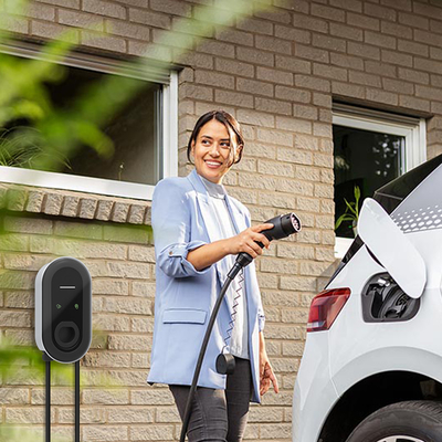 กล่องชาร์จ EV ติดผนัง 7-11KW สําหรับการเริ่มต้น RFID และการสื่อสารจุดต่อจุด