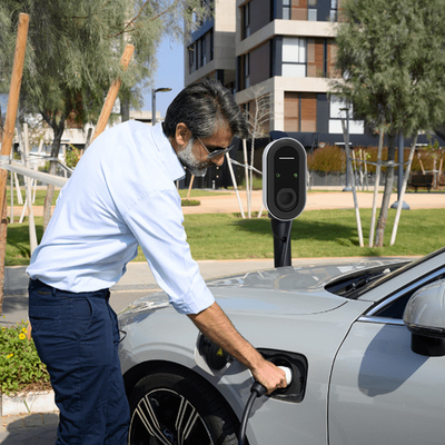ชาร์จรถยนต์สามเฟส 11KW สําหรับ Tesla Model S OCPP 1.6J ประเภท 2 32A