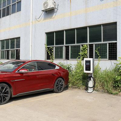 APP สมาร์ท 4G ในกลางแจ้ง 20kW 30kW 40kW ระดับ 3 ติดผนัง DC Commercial CCS1 CCS2 GB/T EV Charger Station
